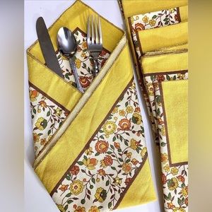Vintage Napkins yellow flowers groovy 60s flowers dinner cloth napkins 7